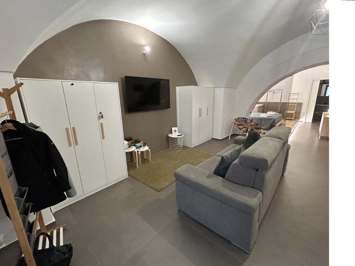 Archome Luxury Apartment Brindisi Exterior photo