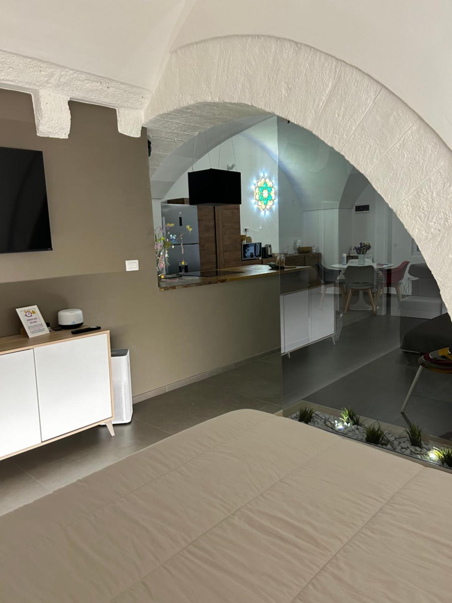 Archome Luxury Apartment Brindisi Exterior photo